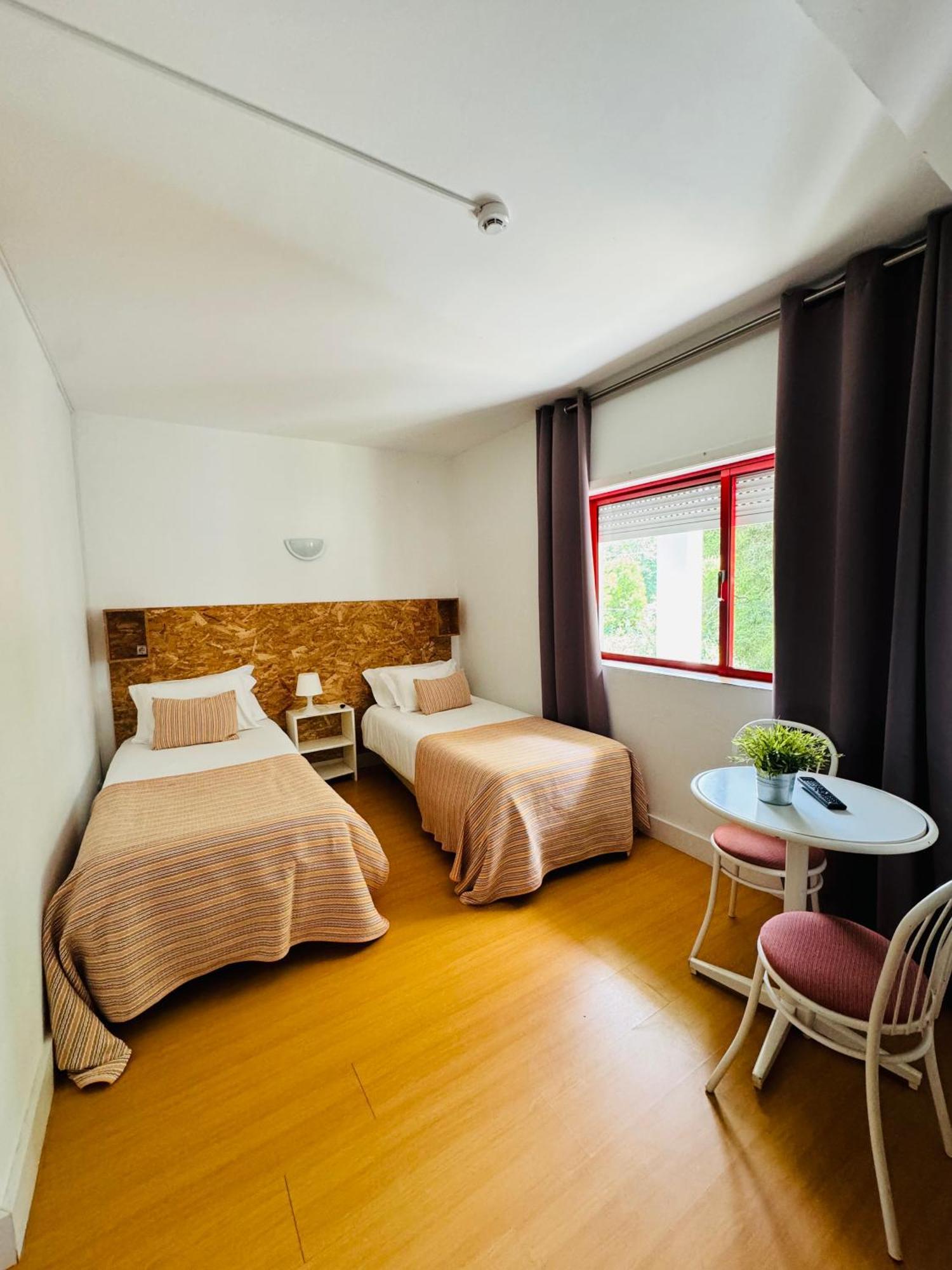 Nature & Beach Guest Rooms, Aldeamento Turistico Do Camarido Cristelo  Phòng bức ảnh