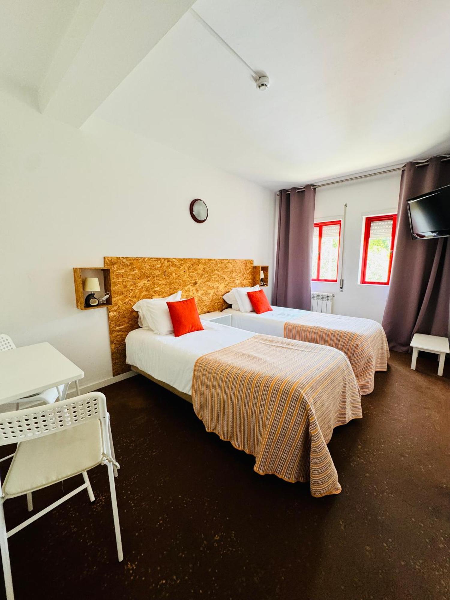 Nature & Beach Guest Rooms, Aldeamento Turistico Do Camarido Cristelo  Phòng bức ảnh
